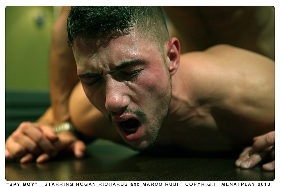 Hot muscular gay dudes Marco Rubi and Rogan Richards bang deeply on a table  